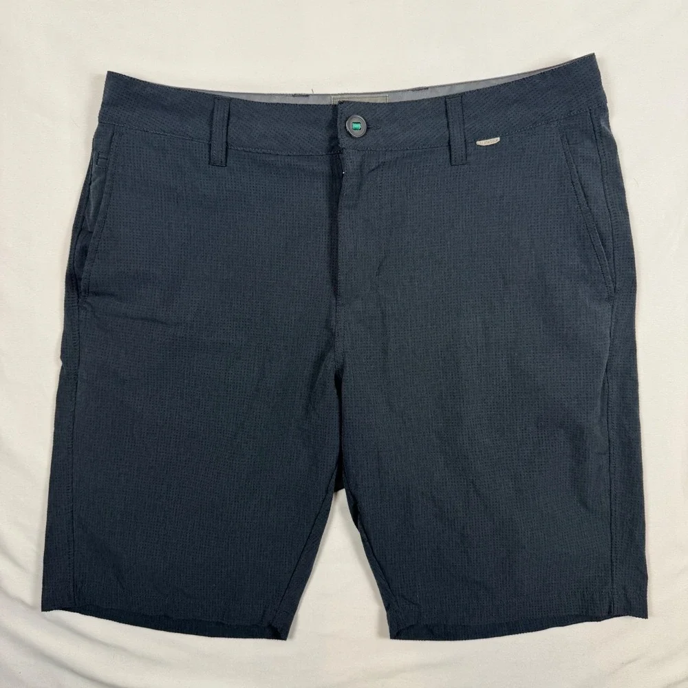 Linksoul Mens Golf Shorts Gray Perforated Stretch Performance LS6170 Size 33